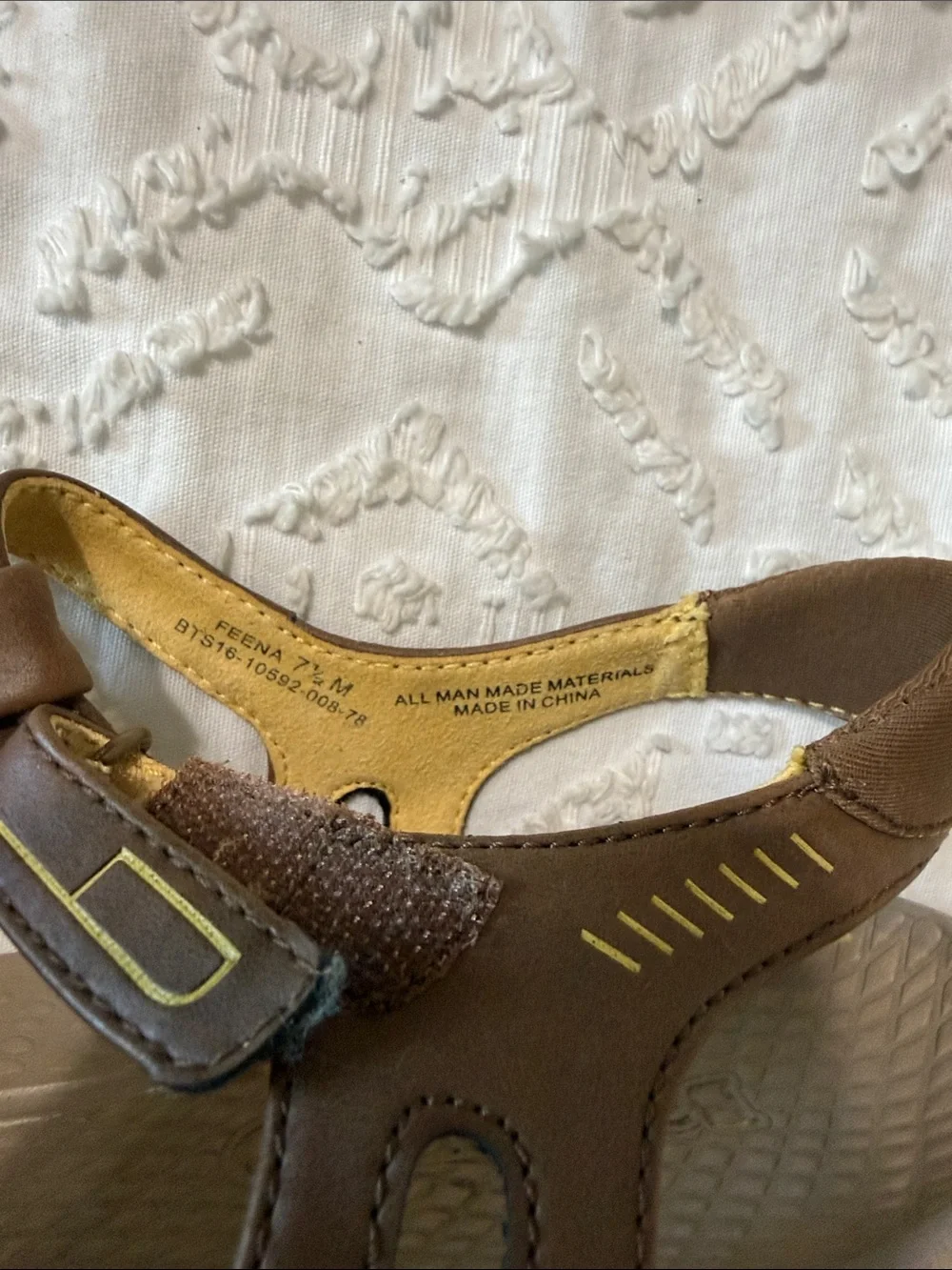 Baretraps Women’s Strappy Slingback Close-Toe Brown Sandals Size 7.5 - Picture 5 of 5